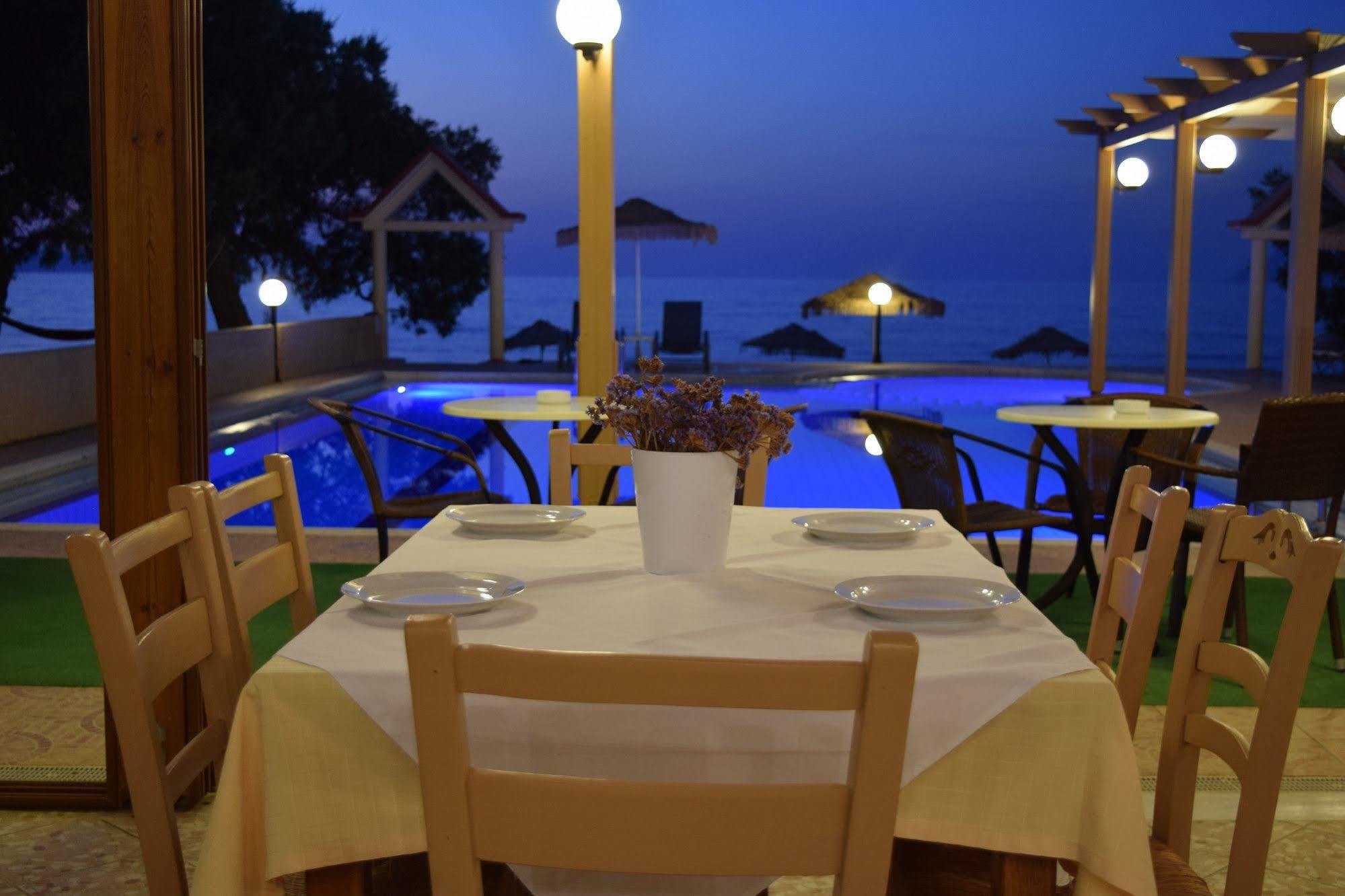 Mesogios Beach Korfalonas Bagian luar foto